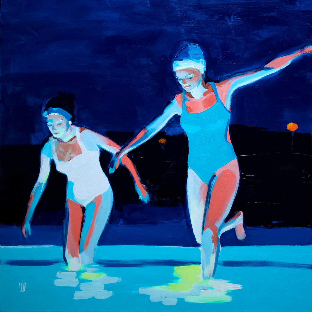 Tableau moderne 80x80 cm Baigneuses nocturnes par Virginie Schroeder. Peinture sur toile figurative représentant deux silhouettes de femmes prenant un bain de minuit, style contemporain bleu et corail.
